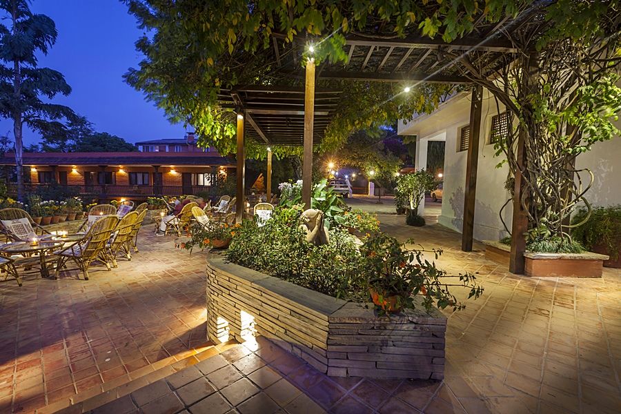 Lalitpur Summit Hotel מראה חיצוני תמונה