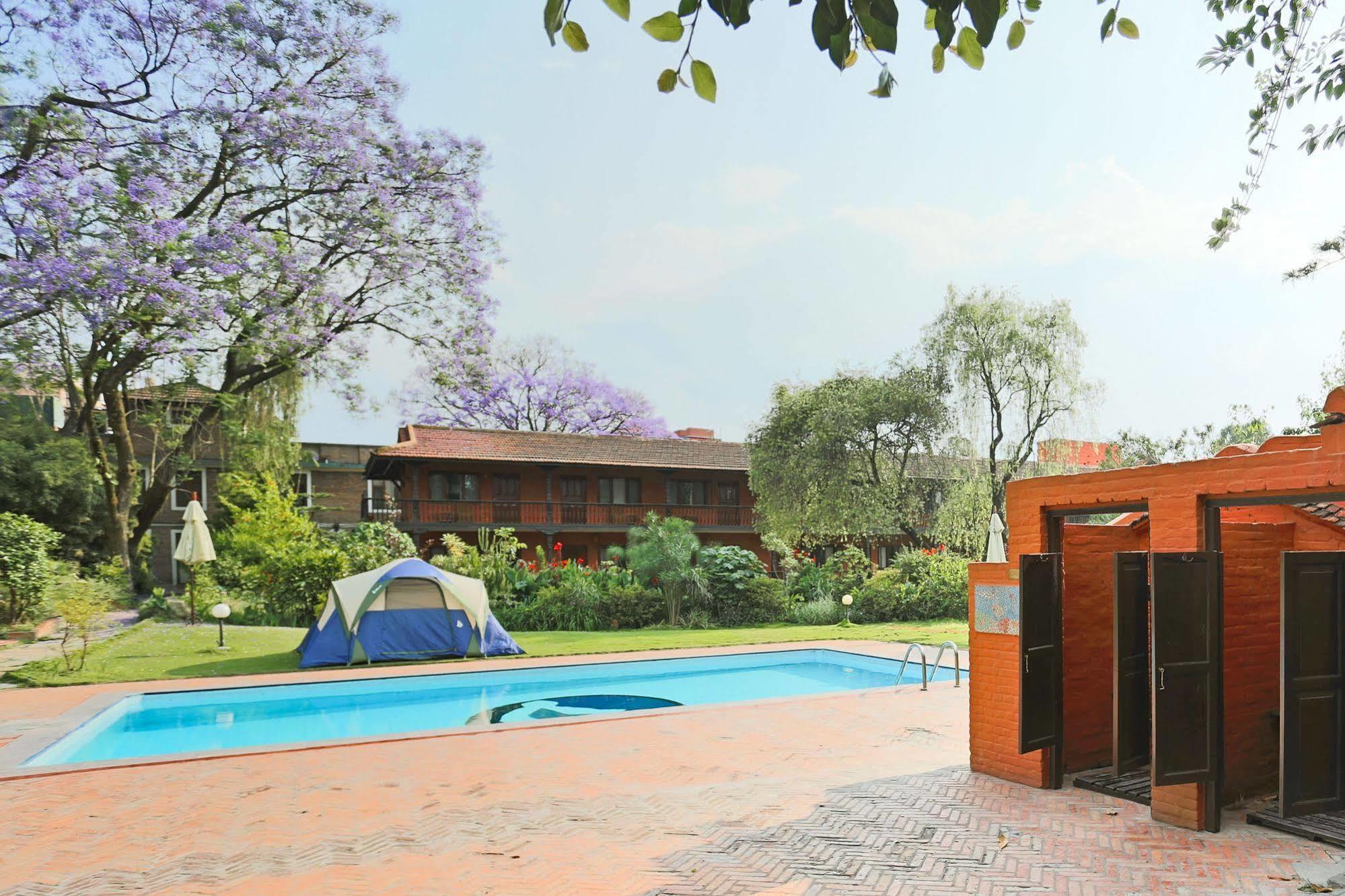 Lalitpur Summit Hotel מראה חיצוני תמונה